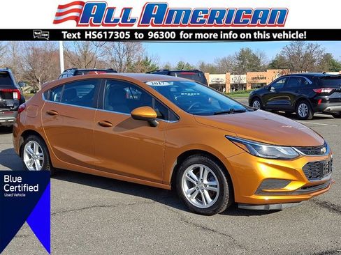 Used 2017 Chevrolet Cruze LT w/ Convenience Package image 1