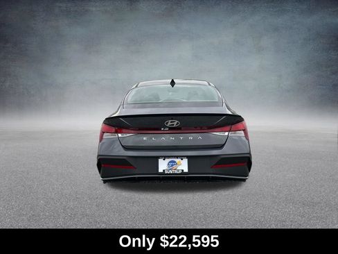 Used 2026 Hyundai Elantra Sport FWD image 4
