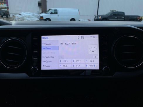 Used 2020 Toyota Tacoma SR5 image 5