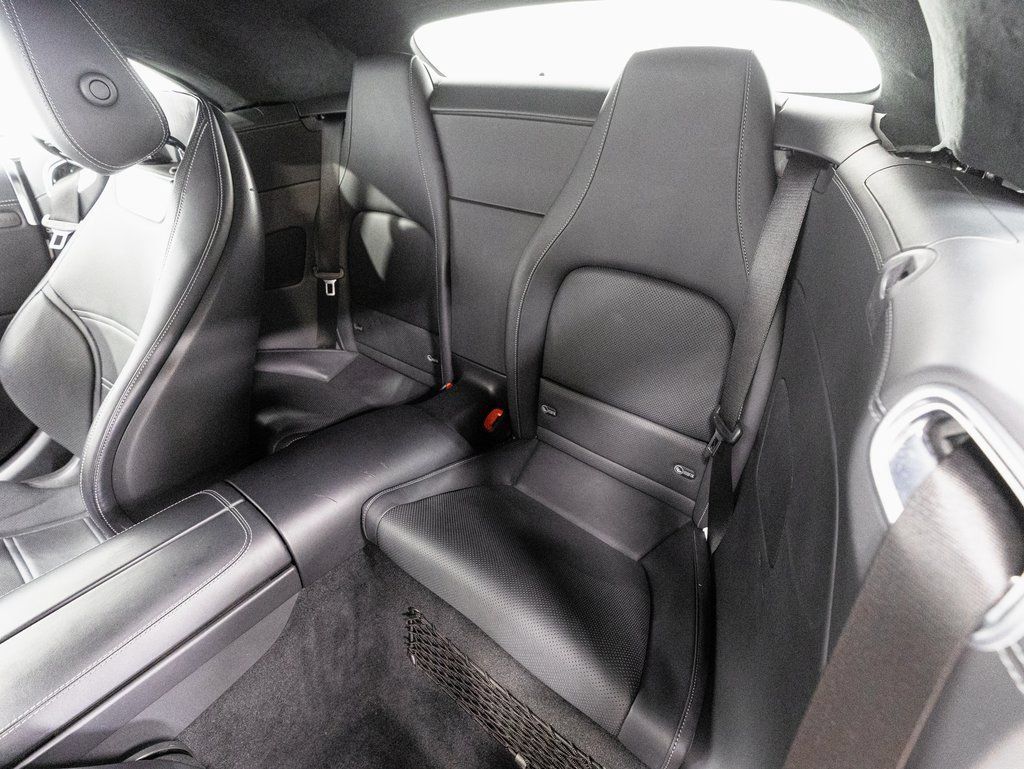Used 2022 Mercedes-Benz SL 55 AMG 4MATIC w/ Driver Assistance Package image 30