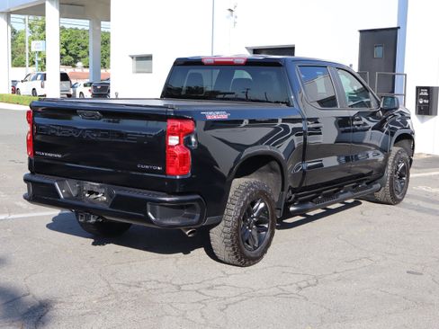 Used 2024 Chevrolet Silverado 1500 Custom Trail Boss AWD/4WD image 10
