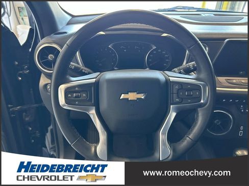 Used 2020 Chevrolet Blazer L FWD image 18