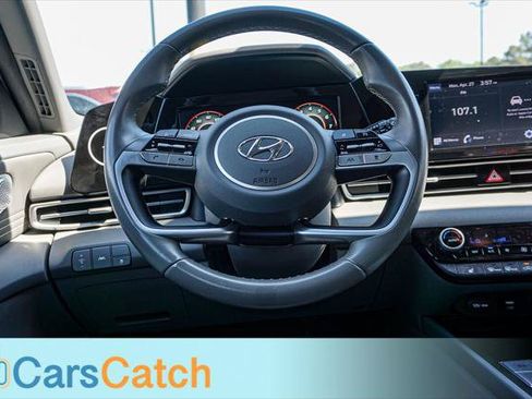 Used 2022 Hyundai Elantra SEL w/ Convenience Package FWD image 21
