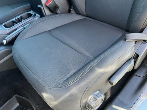 Used 2022 Jeep Wrangler Unlimited Sport S image 13