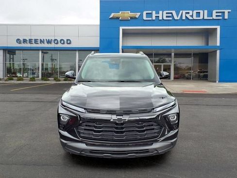 New 2026 Chevrolet TrailBlazer LT w/ Convenience Package FWD image 2