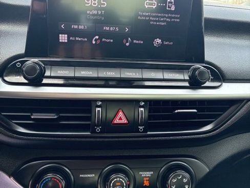 Used 2024 Kia Forte LXS image 20