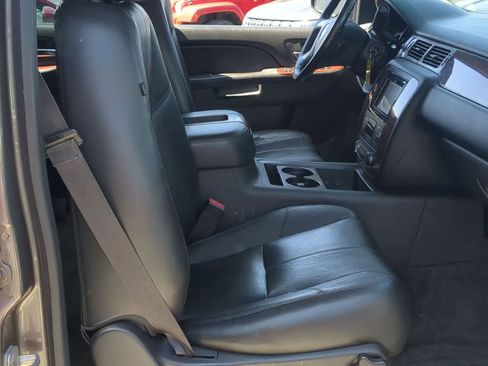 Used 2013 Chevrolet Tahoe LT AWD/4WD image 21