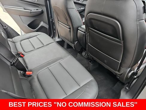 Used 2024 Chevrolet TrailBlazer RS w/ Convenience Package AWD/4WD image 11