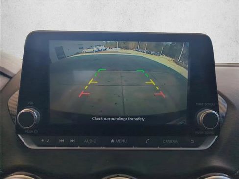 Used 2023 Nissan Sentra SV w/ Trunk Package image 20