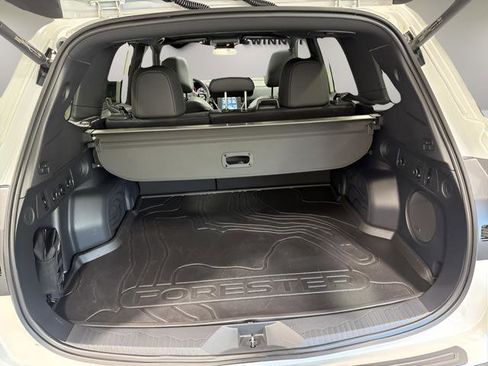 Used 2026 Subaru Forester Touring AWD/4WD image 35