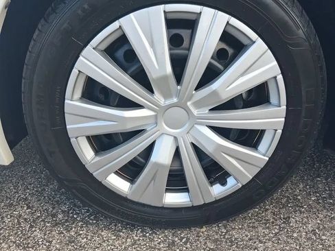 Used 2020 Subaru Impreza 2.0i AWD/4WD image 10