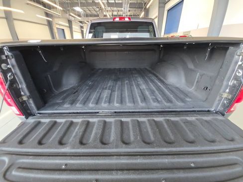 Used 2019 RAM 1500 Tradesman w/ Tradesman SXT Package AWD/4WD image 23