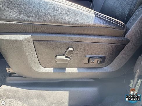 Used 2024 RAM 2500 Laramie AWD/4WD image 16
