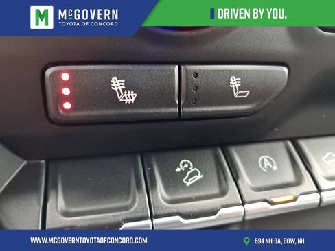 Used 2020 Chevrolet Silverado 1500 RST AWD/4WD image 27