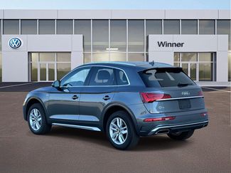 Used 2023 Audi Q5 2.0T Premium w/ Convenience Package AWD/4WD video 3