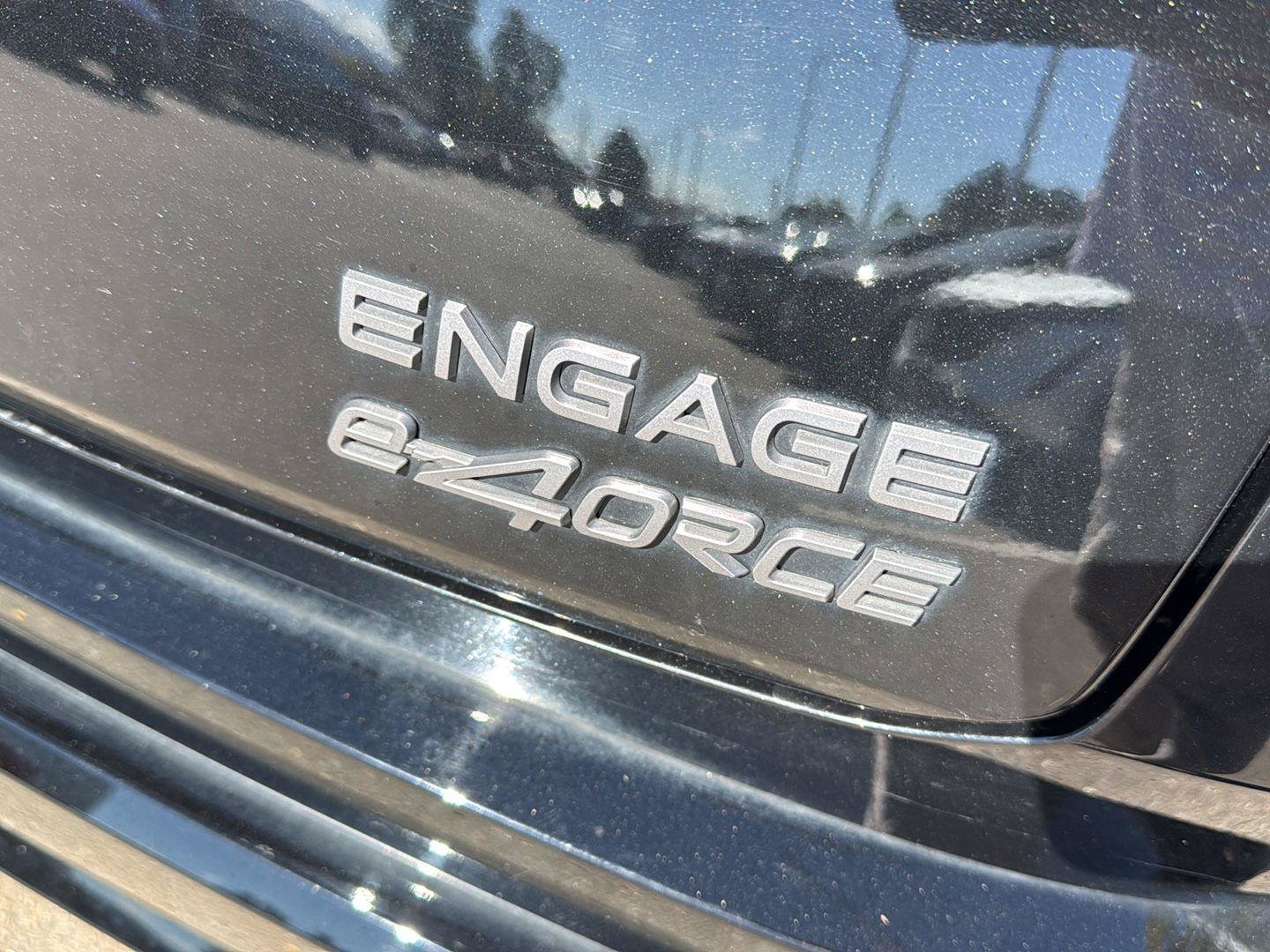 Certified 2024 Nissan Ariya AWD image 9