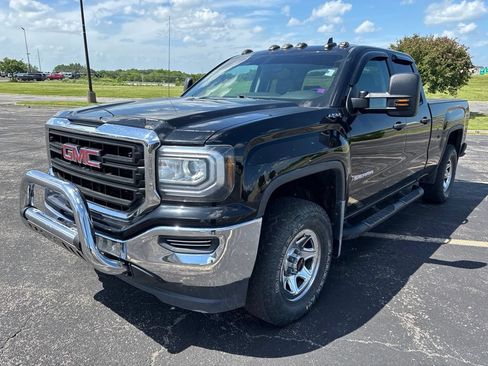 Used 2017 GMC Sierra 1500 4x4 Double Cab w/ Sierra Convenience Package image 1