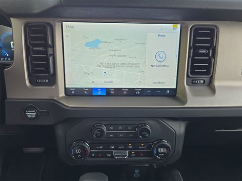 New 2025 Ford Bronco Outer Banks w/ Sasquatch Package image 15