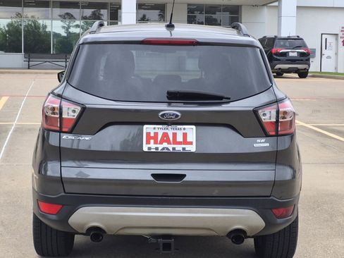 Used 2018 Ford Escape SE FWD image 5