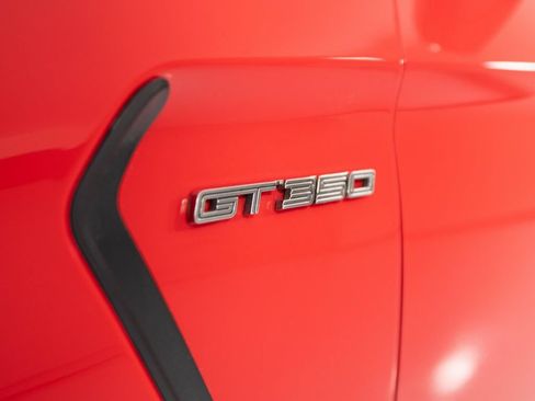 Used 2017 Ford Mustang Shelby GT350R RWD image 47