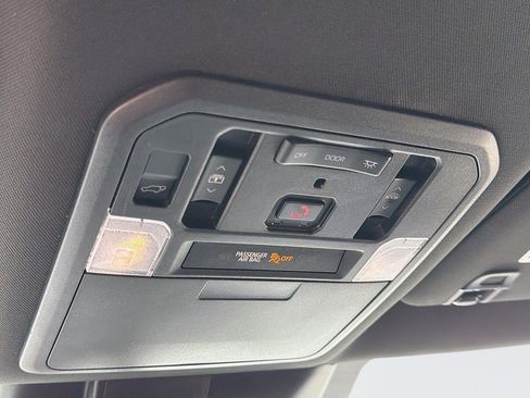 Used 2025 Toyota Sequoia TRD Pro AWD/4WD image 18
