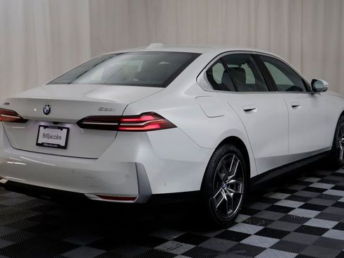 New 2026 BMW 530i xDrive w/ Premium Package AWD/4WD image 17