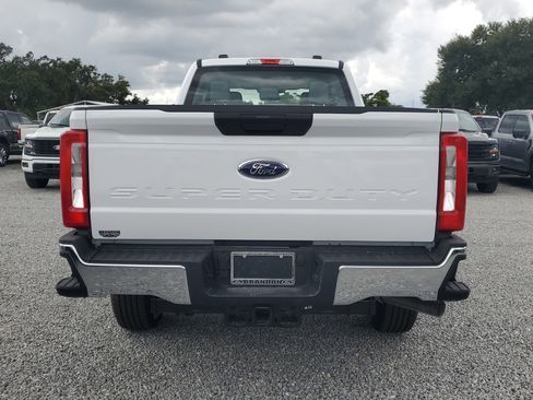 New 2026 Ford F250 XL w/ XL Chrome Package image 9