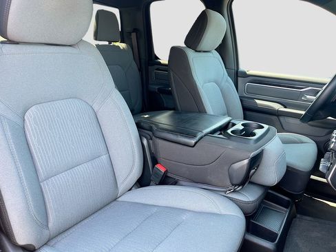 Used 2023 RAM 1500 Big Horn AWD/4WD image 27