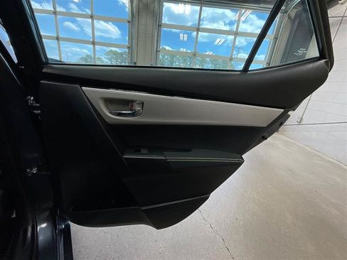 Used 2019 Toyota Corolla LE FWD image 24