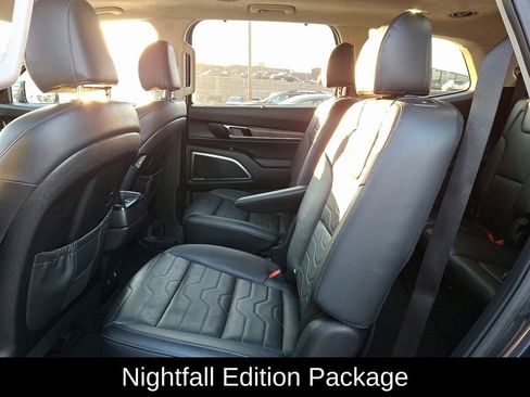 Used 2021 Kia Telluride SX w/ SX Prestige Package image 12