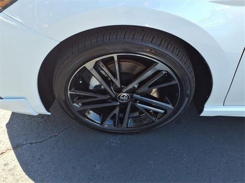 Used 2025 Toyota Camry XSE image 4