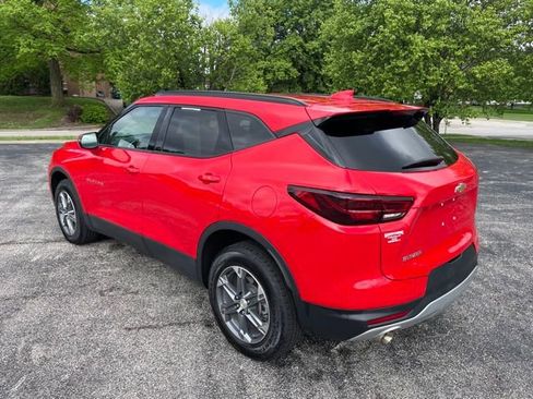 Used 2024 Chevrolet Blazer LT FWD image 7