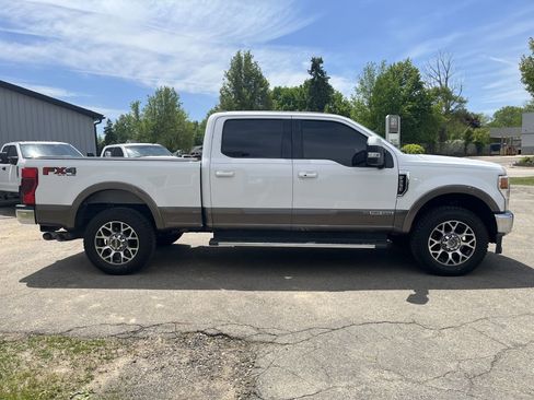 Used 2020 Ford F250 Lariat w/ Lariat Ultimate Package AWD/4WD image 5