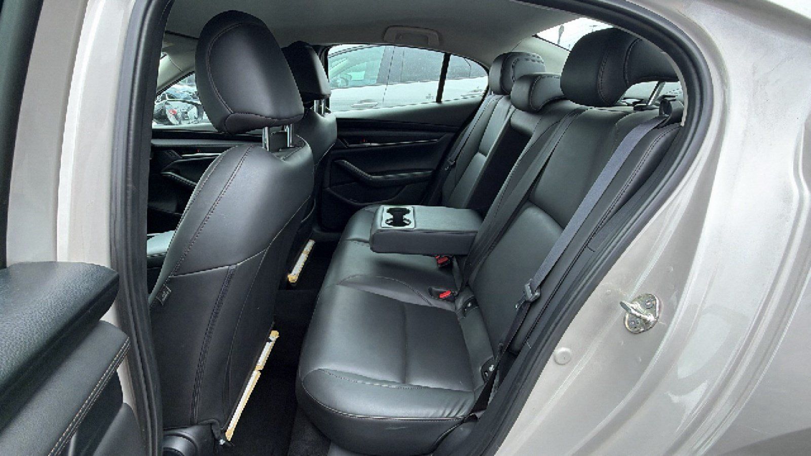Used 2024 MAZDA MAZDA3 s FWD image 31