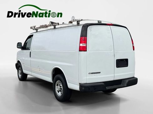Used 2019 Chevrolet Express 2500 w/ Driver Convenience Package image 7