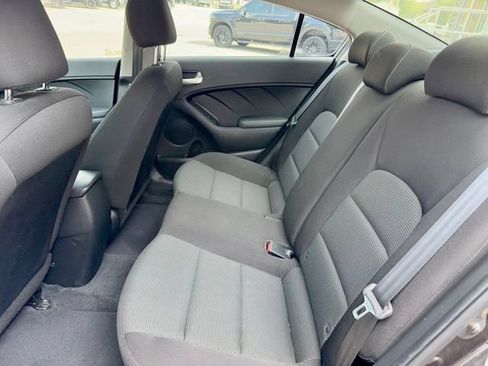 Used 2018 Kia Forte LX FWD image 11