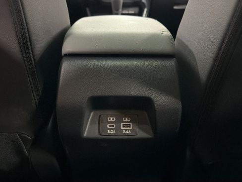 Certified 2024 Subaru Crosstrek 2.0i Premium AWD/4WD image 32