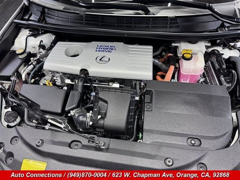 Used 2013 Lexus CT 200h FWD image 24