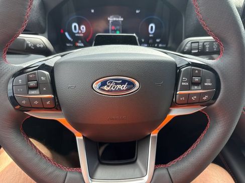 New 2026 Ford Explorer ST-Line w/ ST-Line Street Pack AWD/4WD image 25