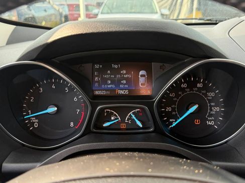 Used 2018 Ford Escape SE w/ SE Sport Appearance Package AWD/4WD image 18
