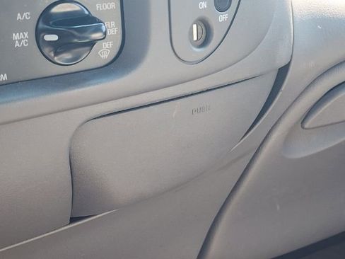 Used 2001 Ford F150 XL RWD image 23