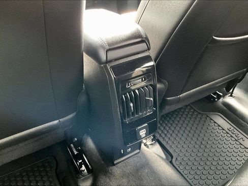 Used 2025 Jeep Compass Trailhawk AWD/4WD image 13