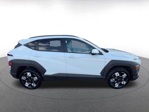 Used 2025 Hyundai Kona SEL image 16
