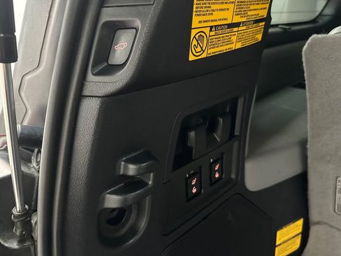 Used 2014 Toyota Sequoia Platinum w/ Preferred Accessory Package AWD/4WD image 40