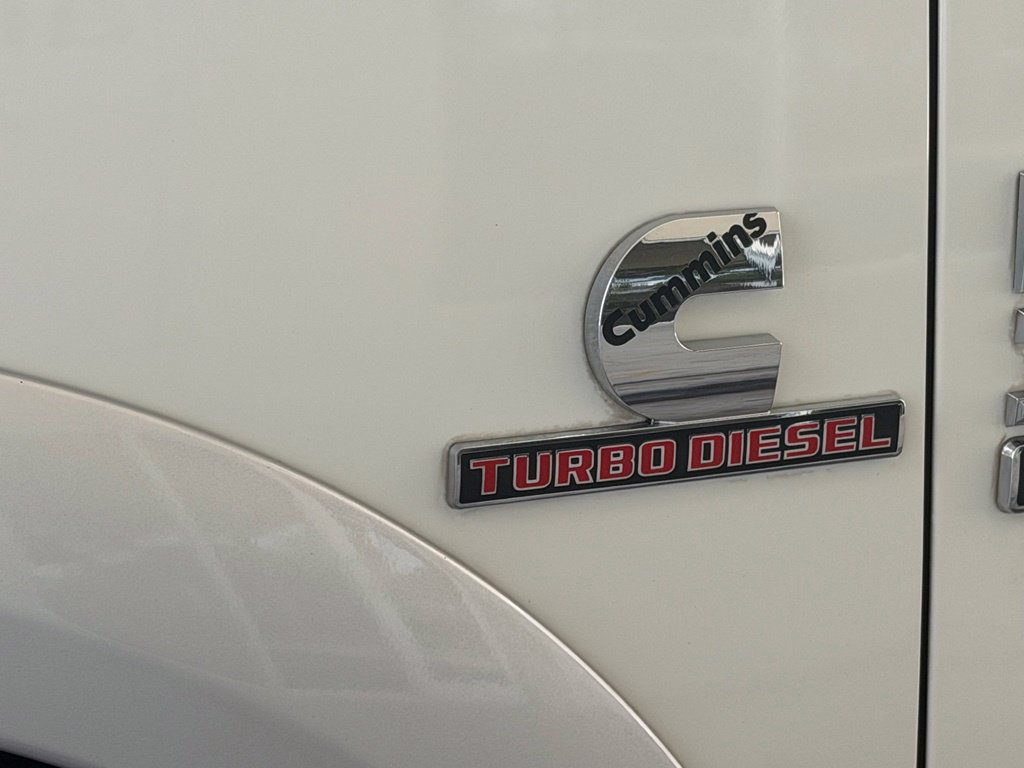 Used 2018 RAM 3500 Laramie RWD image 16