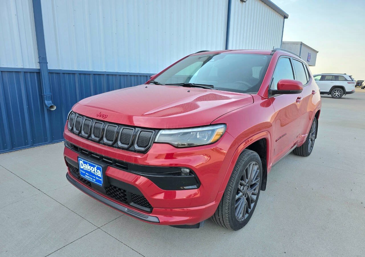 Used 2022 Jeep Compass Limited w/ (RED) Package AWD/4WD image 2