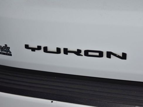 Used 2023 GMC Yukon Denali AWD/4WD image 33