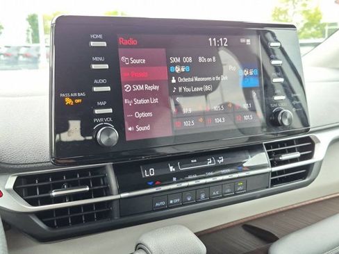 Certified 2022 Toyota Sienna LE FWD image 11