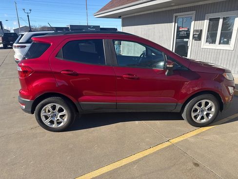 Used 2018 Ford EcoSport SE w/ SE Convenience Package image 6