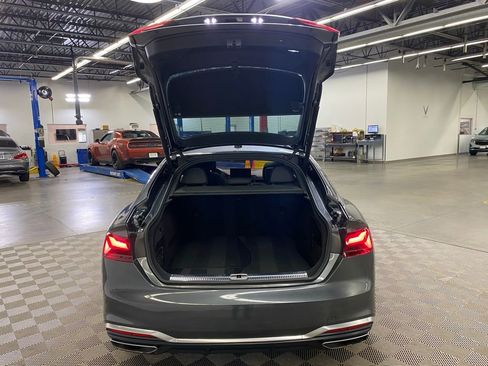 Used 2021 Audi A5 2.0T Premium image 9